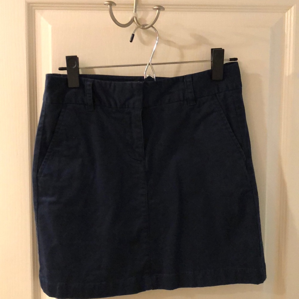 Vineyard vines classic navy skirt